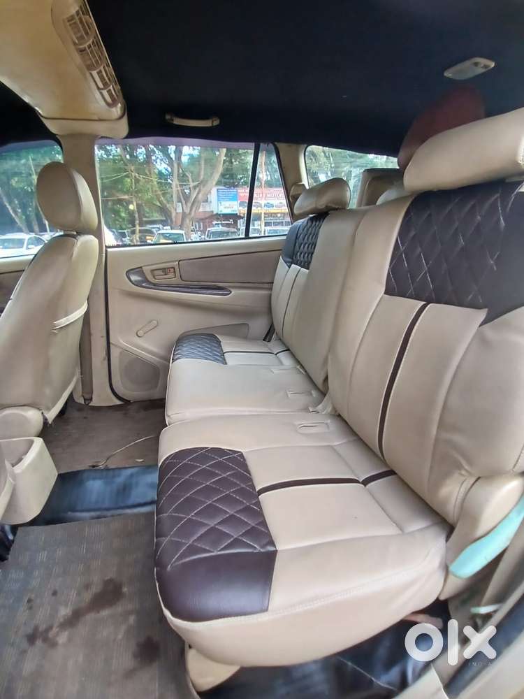 Toyota Innova 2.5 G (diesel) 8 Seater, 2006, Diesel