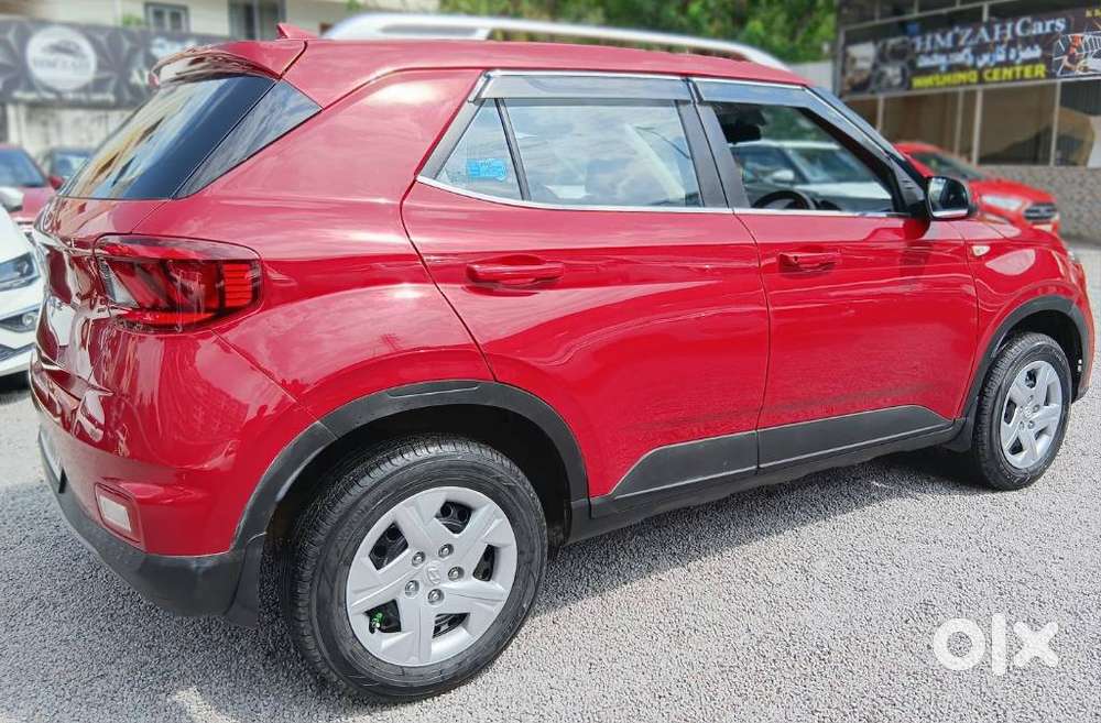 Hyundai Venue S, 2022, Petrol