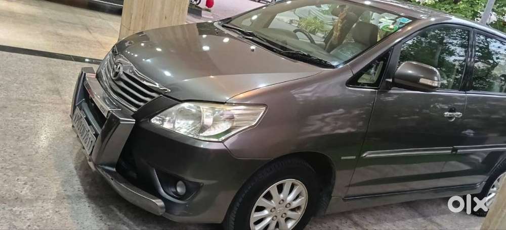Toyota Innova 2013 Diesel 115000 Km Well Maintained