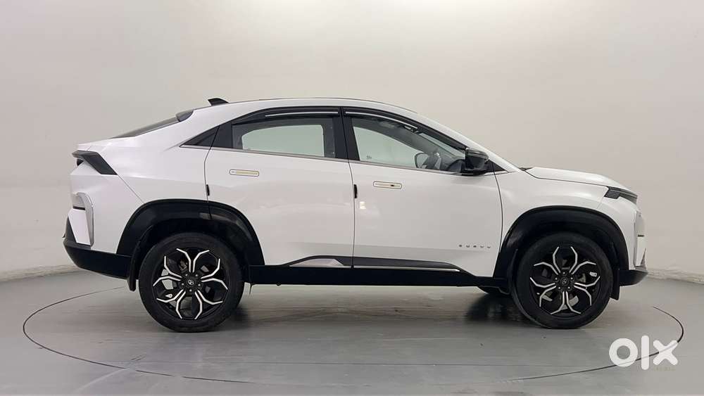 Tata Curvv Accomplished Plus A 1.5 Kryojet Diesel 6mt, 2024, Diesel