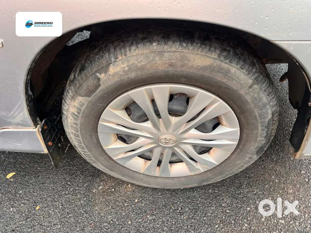 Toyota Innova 2.5 G (diesel) 8 Seater Bs Iv, 2016, Diesel