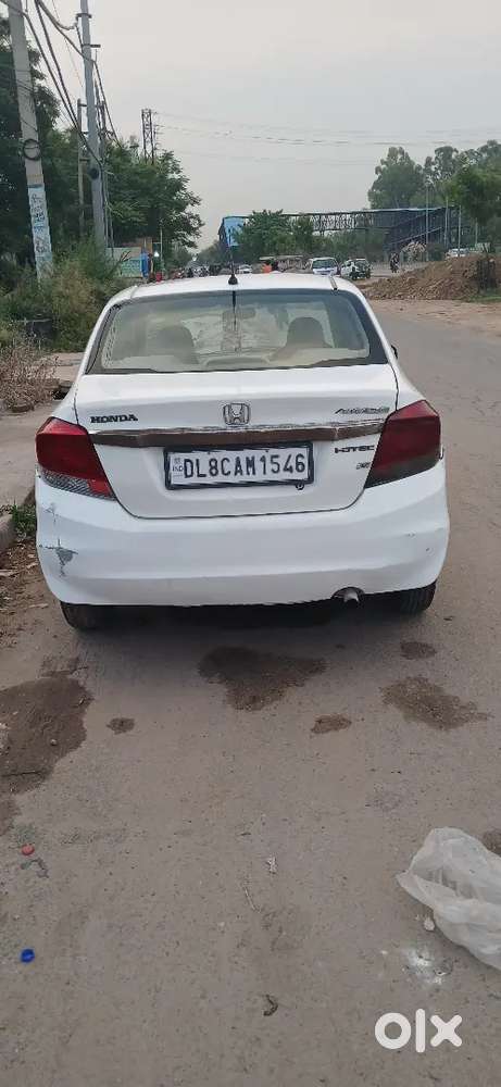 Diesel Honda Amaze August 2015