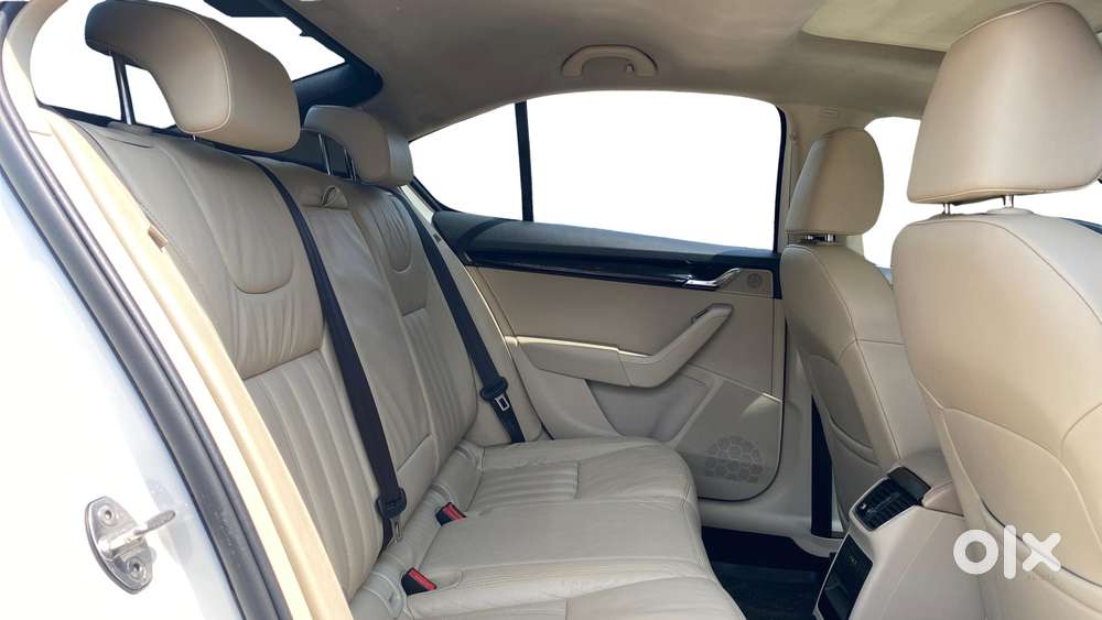 Skoda Octavia 1.8 Tsi At L K, 2018, Petrol