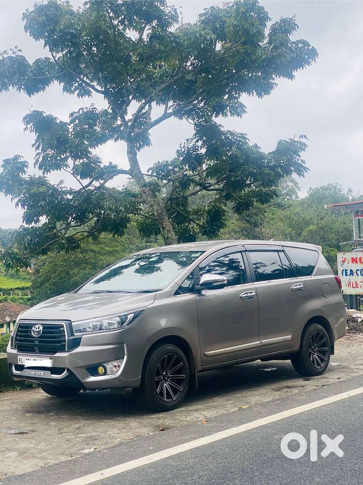 Toyota Innova Crysta Diesel 2016