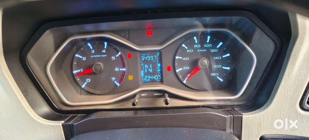 Mahindra Scorpio S10 7 Seater, 2015, Diesel