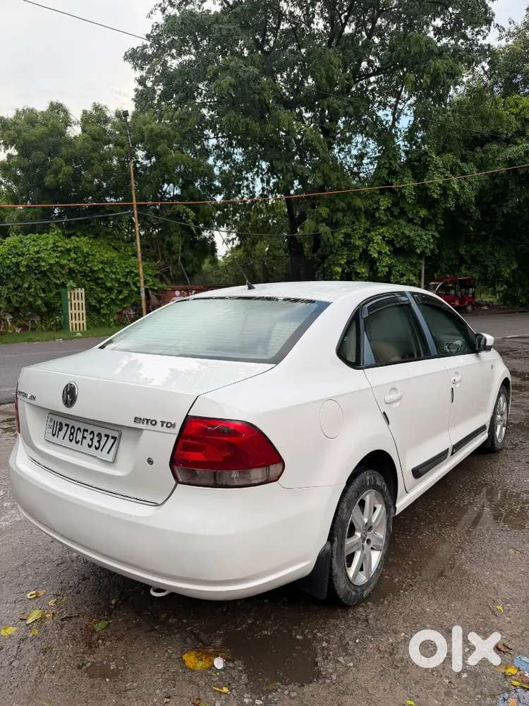 Volkswagen Vento Highline 2011