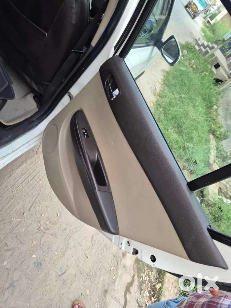 Hyundai I20 Sportz 2012 Alloy New Tyre Engine Gear Ok