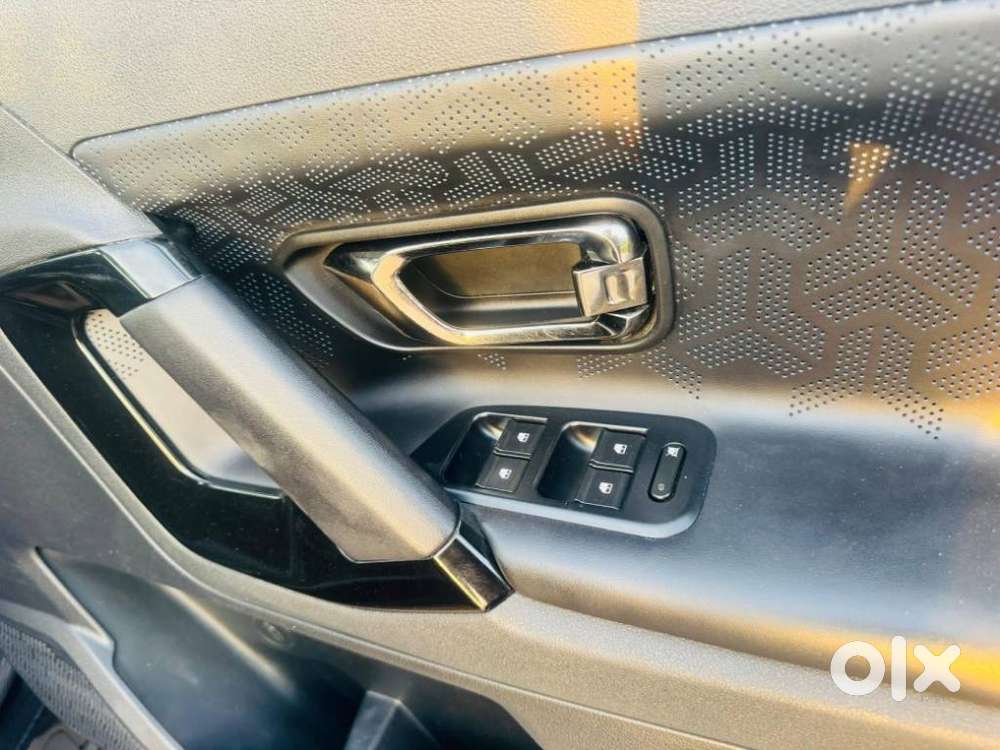 Tata Harrier Xza Plus Dark Edition, 2023, Diesel