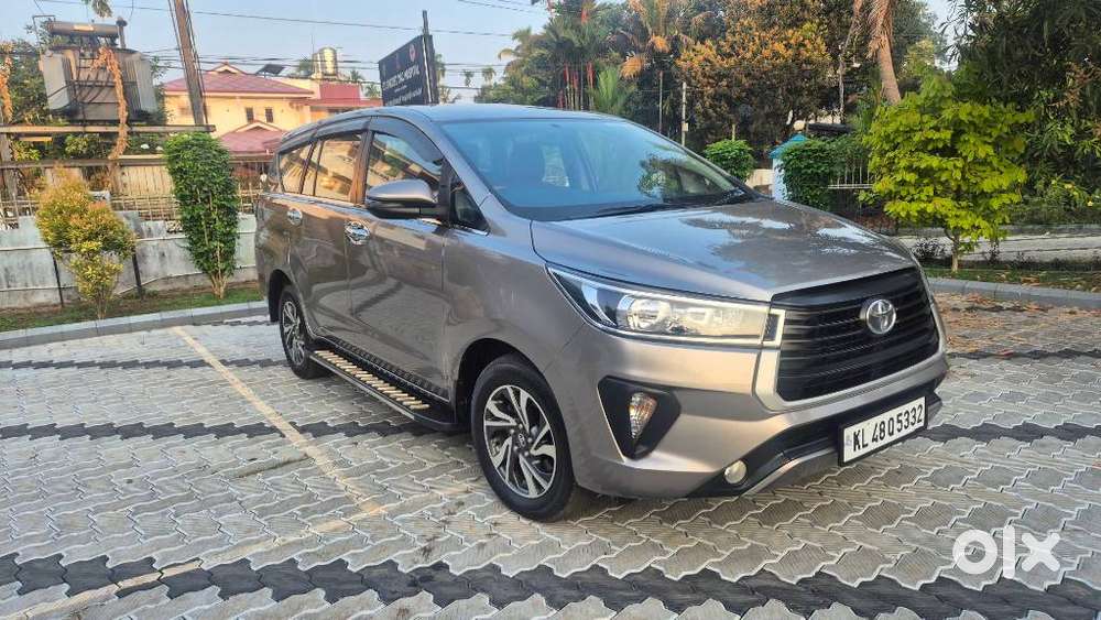 Toyota Innova Crysta 2.4 Gx Limited Edition At 7 Str, 2021, Diesel