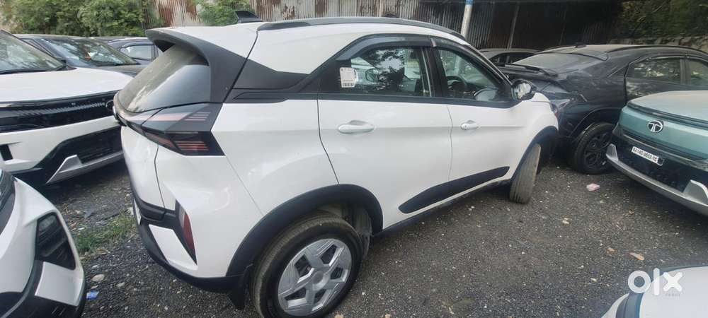 Tata Nexon 2025 Manual