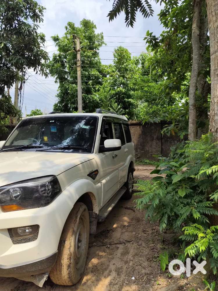 Mahindra Scorpio S4 2017 Diesel 200000 Km Driven