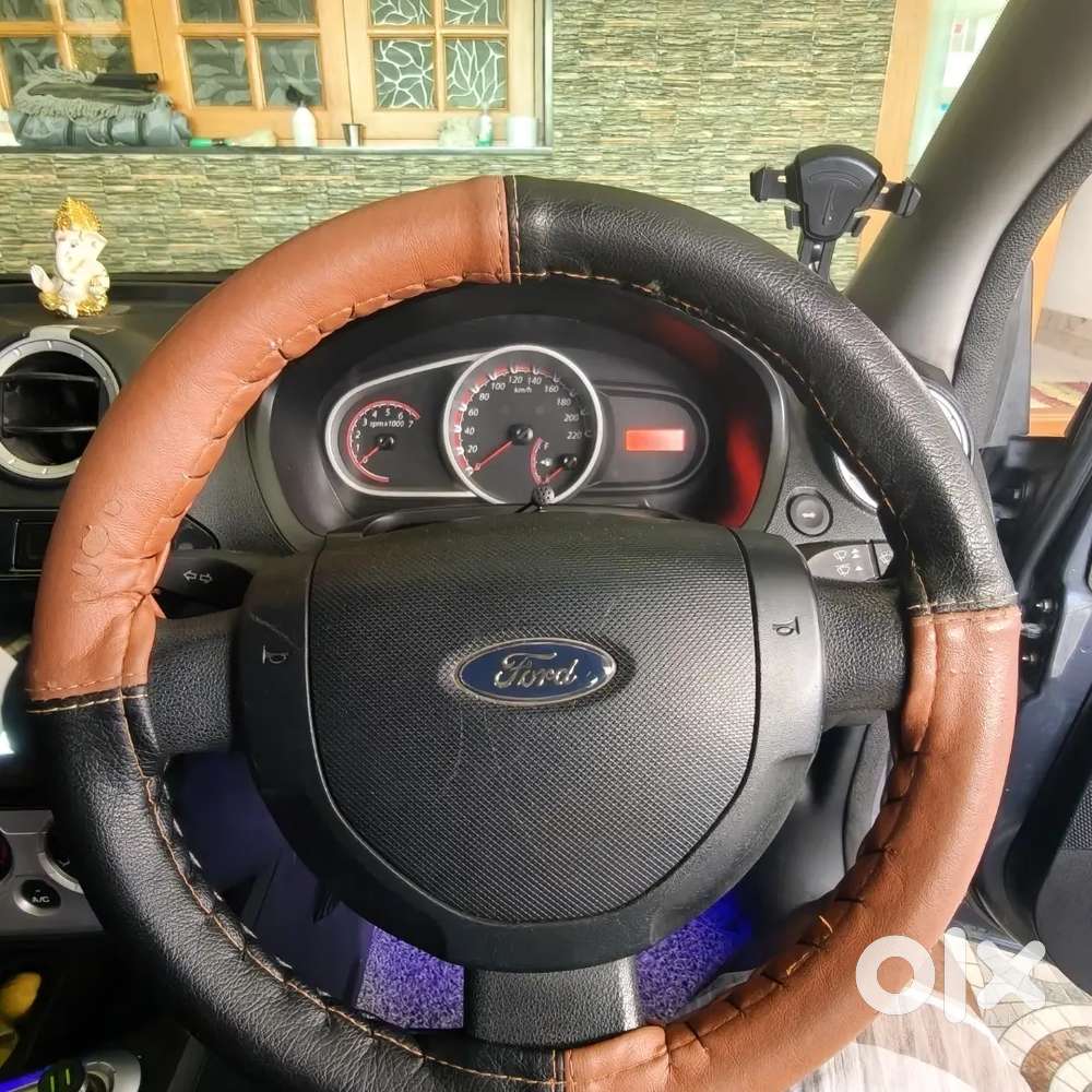 Ford Figo 2010 Petrol +cng Well Maintained With Fully Loaded