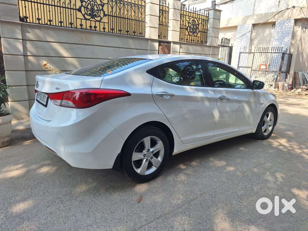 Hyundai Elantra 2012-2015 Sx, 2012, Petrol