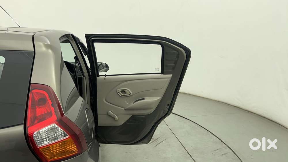 Datsun Redigo T Option, 2017, Petrol