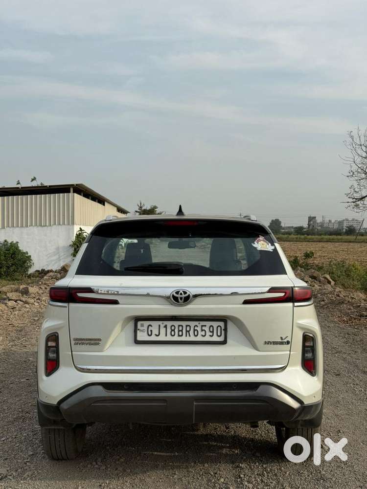 Toyota Hyryder Electric+petrol 2023