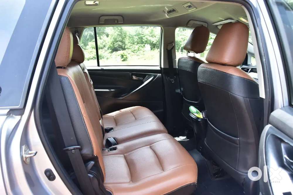 Toyota Innova Crysta 2019