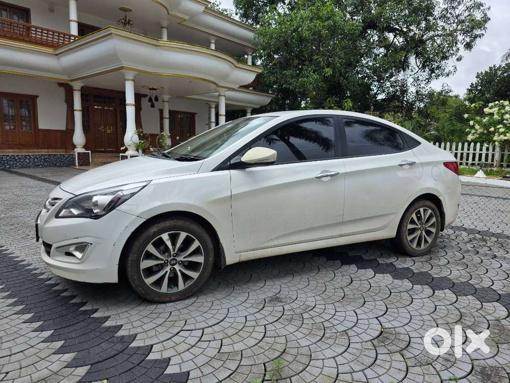 Nri Owned 2015 Hyundai Fluidic Verna For Sale.