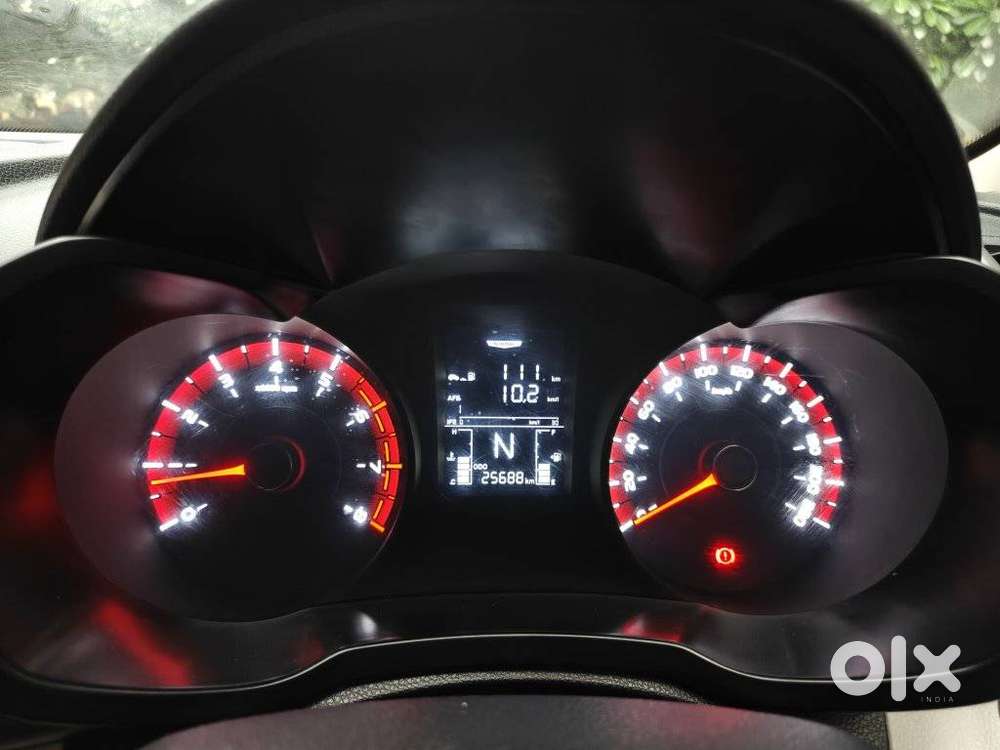 Mahindra Xuv300 W6, 2020, Petrol