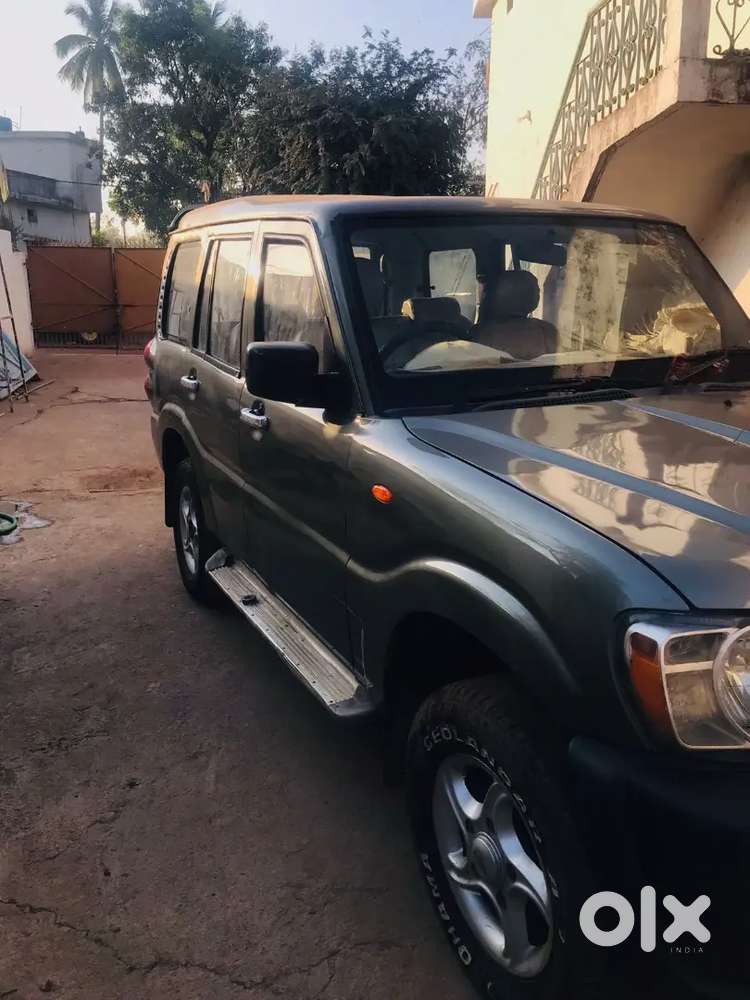 Mahindra Scorpio Classic 2011