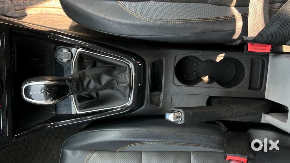 Skoda Kushaq 1.0 Tsi Style At, 2023, Petrol
