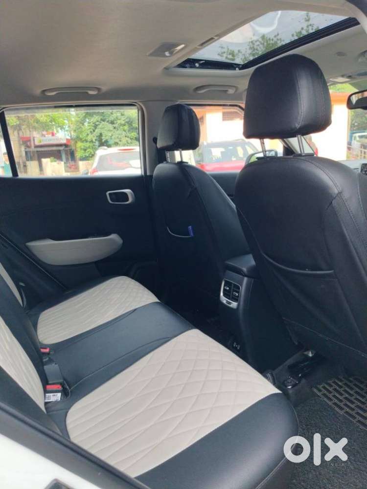 Hyundai Venue Sx Mt, 2023, Petrol
