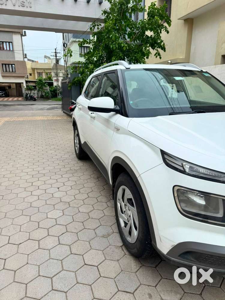 Hyundai Venue S Diesel 2021