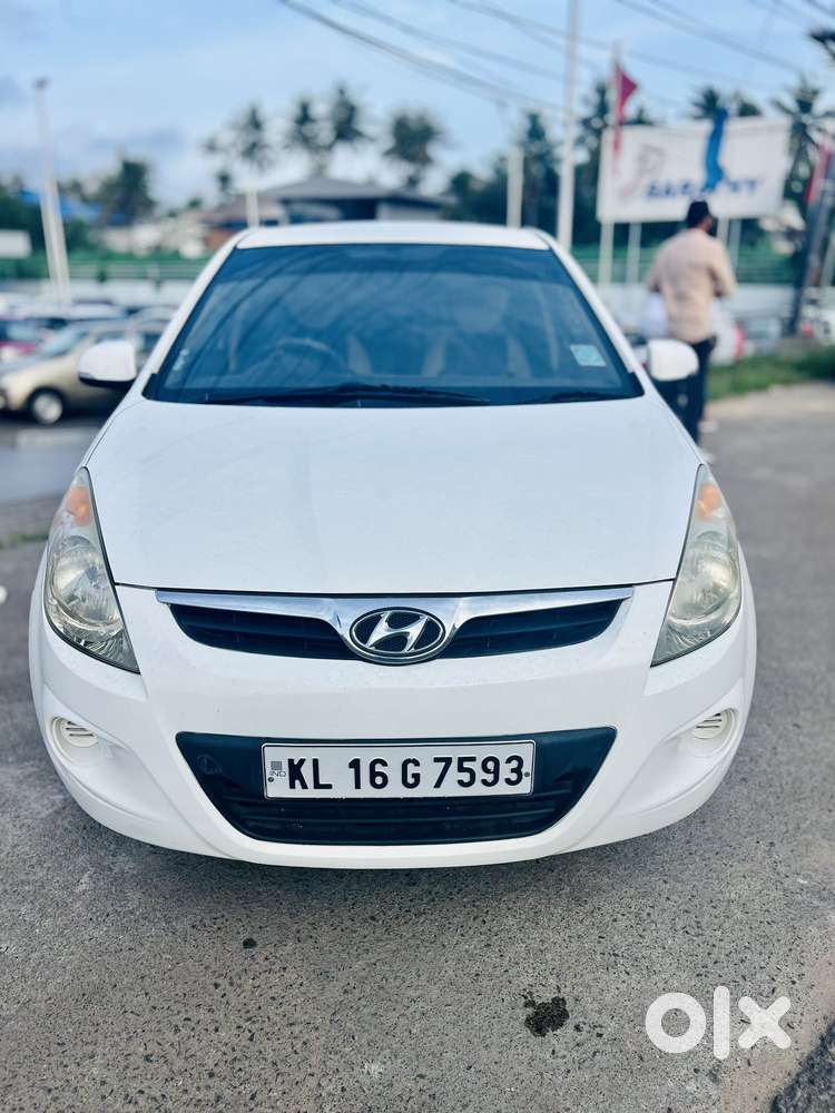 Hyundai I20 Sportz Option 1.4 Crdi, 2011, Diesel
