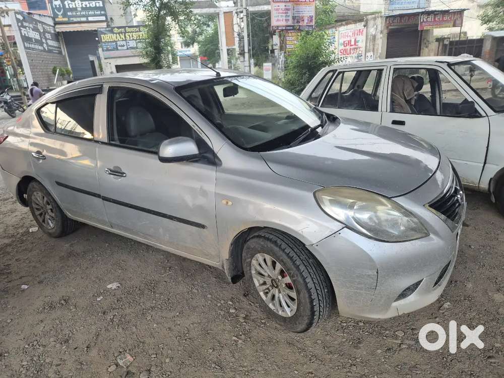 Nissan Sunny 1.5 Xl 2012