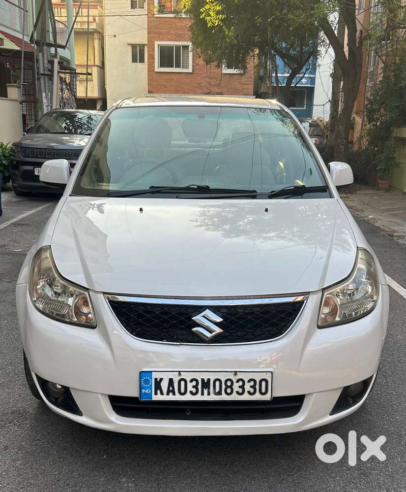 Maruti Suzuki Sx4 Zxi, 2012, Petrol