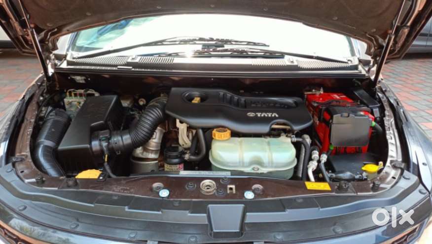 Tata Hexa 2.2 Xta 4x2 7 Str, 2017, Diesel