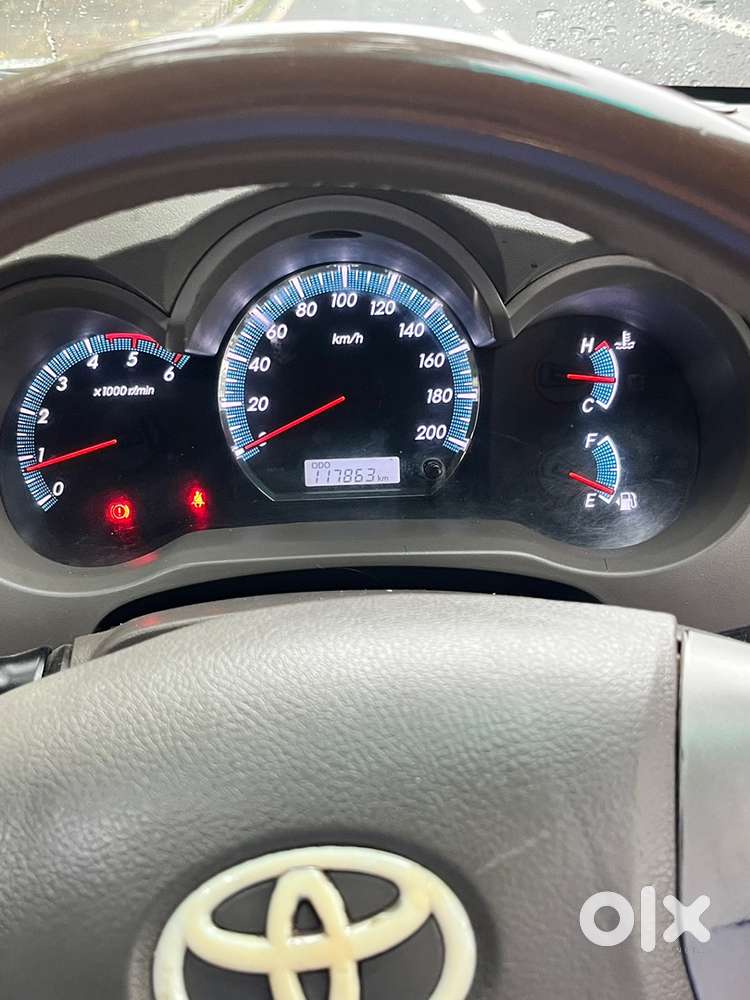 Toyota Fortuner 2012 Diesel Well Maintained