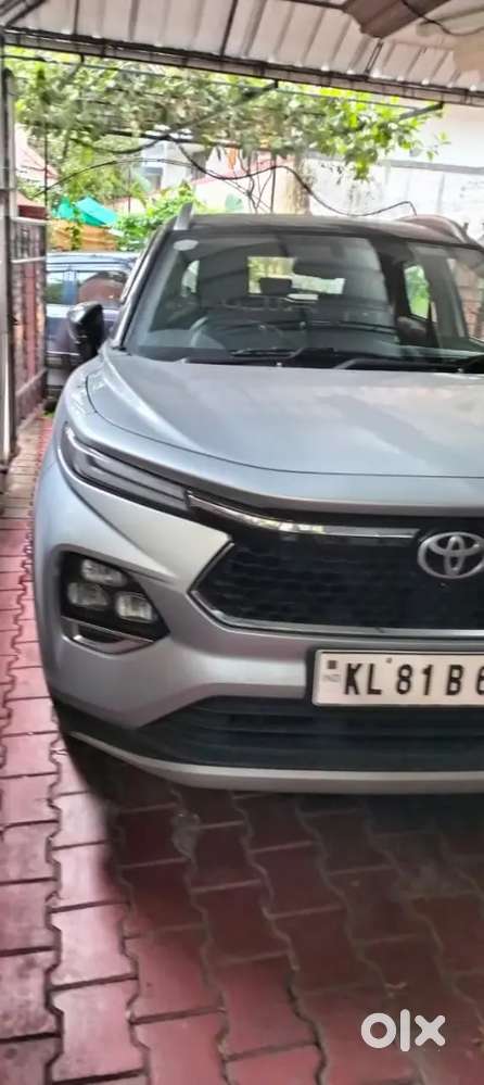 Toyota Urban Cruiser 2024 V Petrol At