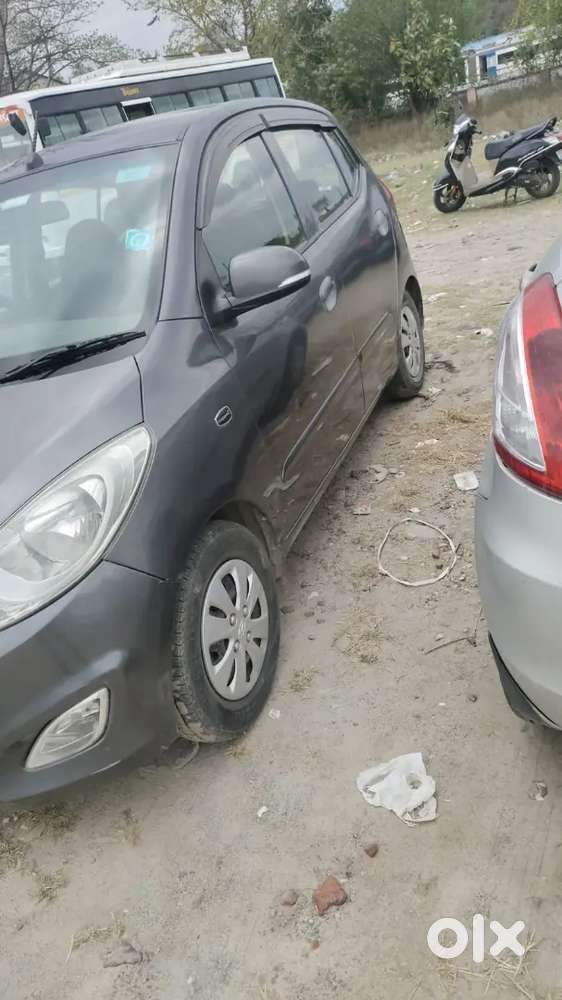 Hyundai I10 Sportz 2011