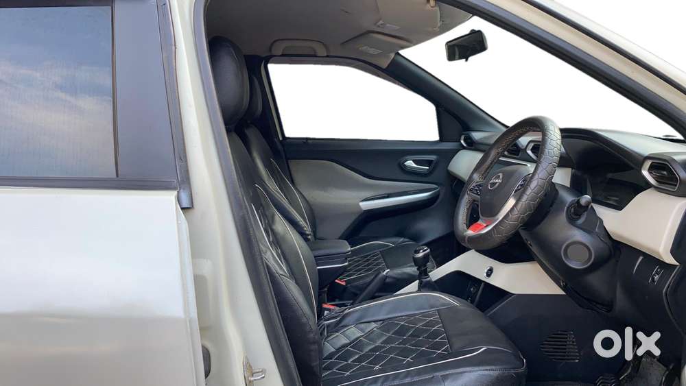 Nissan Magnite 1.0 Xv Dual Tone, 2021, Petrol