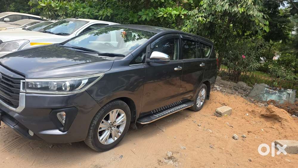 Toyota Innova Crysta Diesel 2016