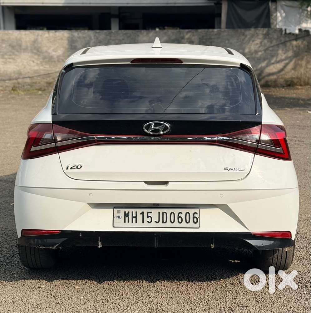 Hyundai New I20 1.5 Asta (o) Mt, 2023, Petrol