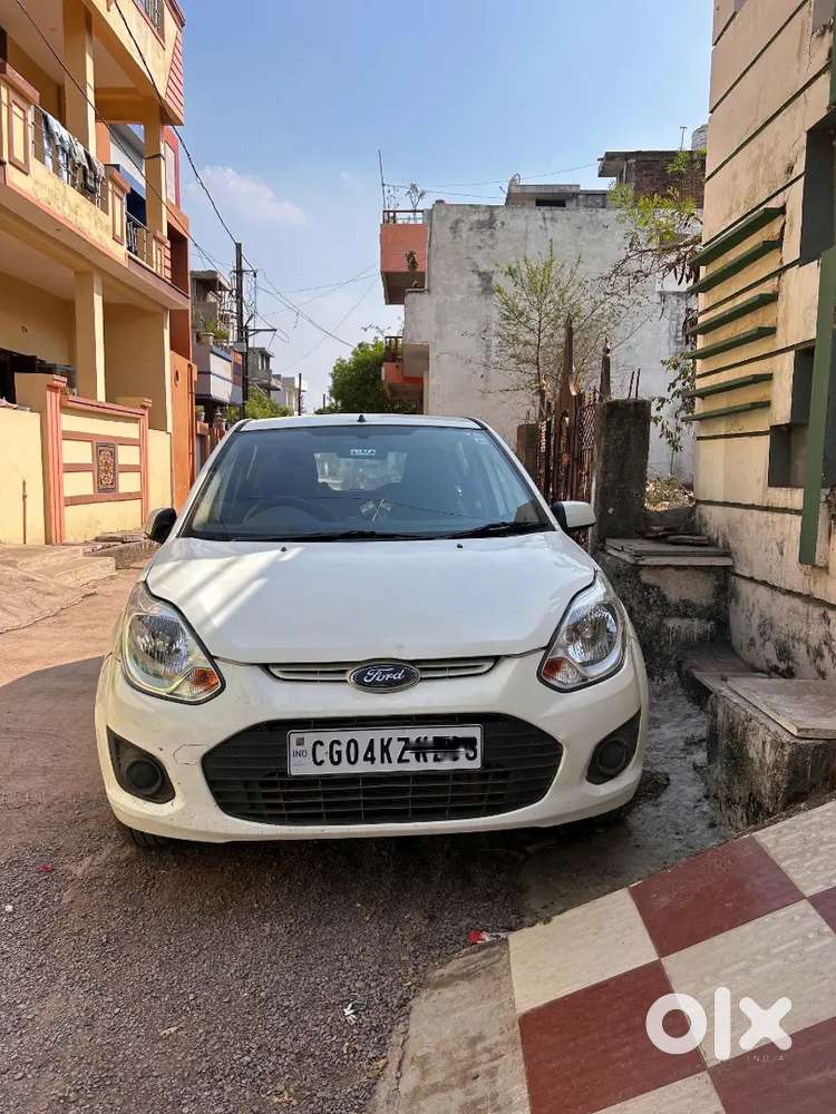 Ford Figo 2014 ( Argent Sell )