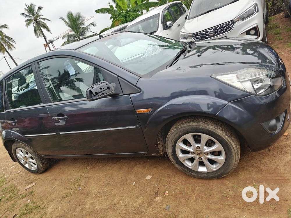 Ford Figo Petrol Zxi, 2010, Petrol