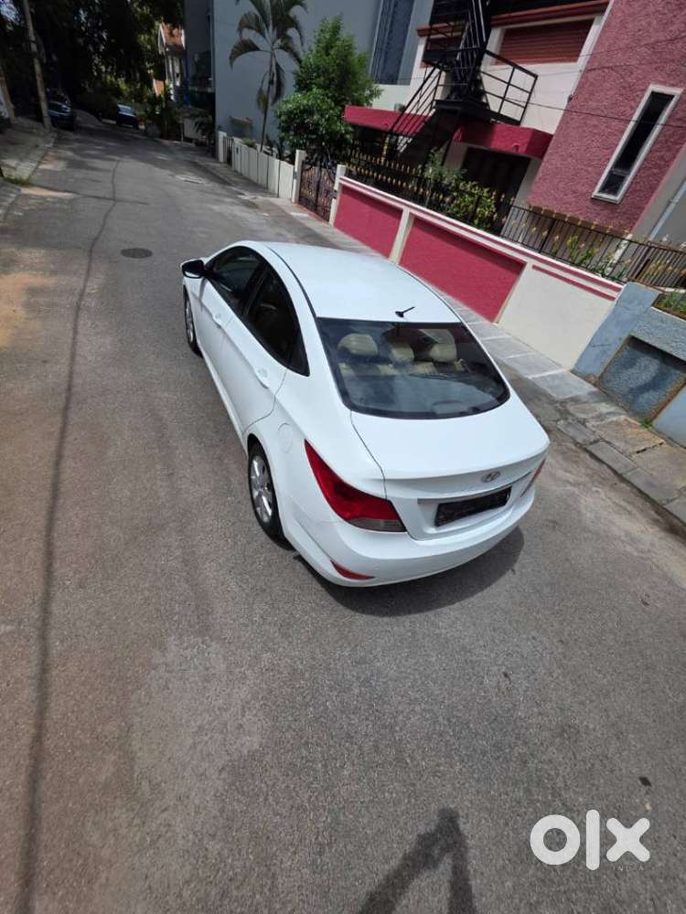 Hyundai Verna Vtvt 1.6 Sx, 2012, Petrol