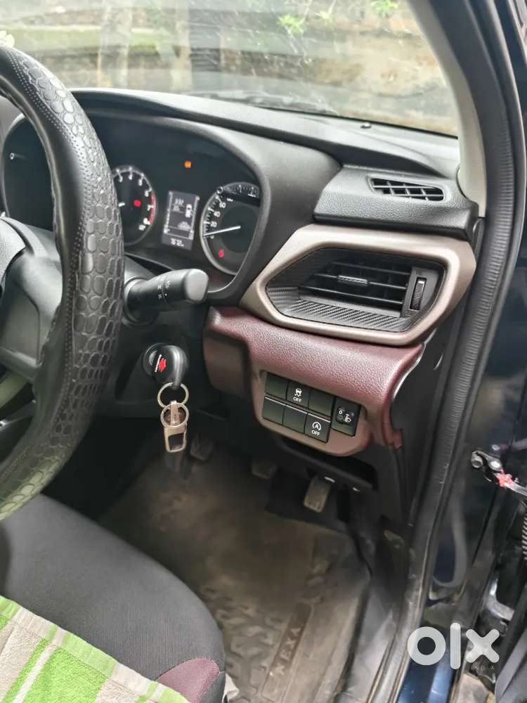 Maruti Suzuki Fronx 1.2 Mt 2024