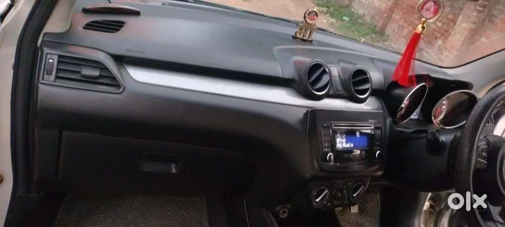 Maruti Suzuki Swift Petrol 2018