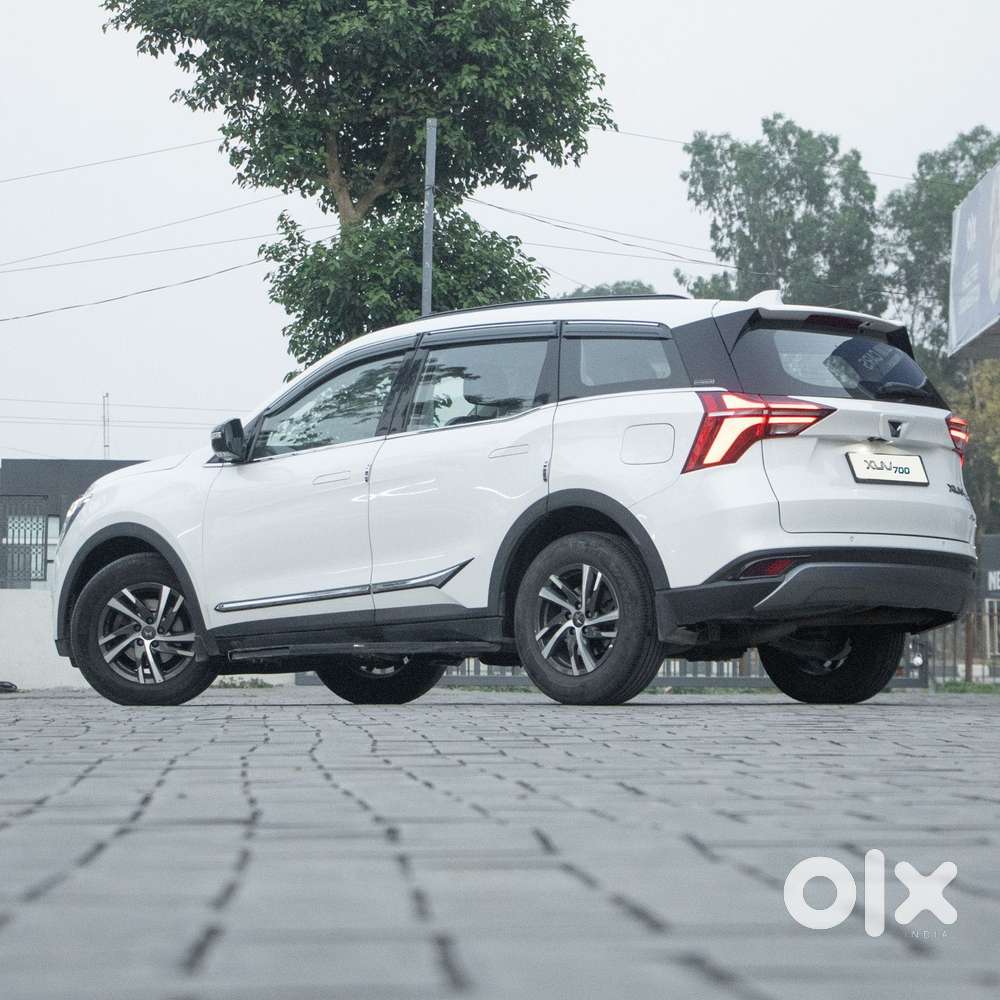 Mahindra Xuv700 2.2 Ax 5 Diesel At Str, 2022, Diesel