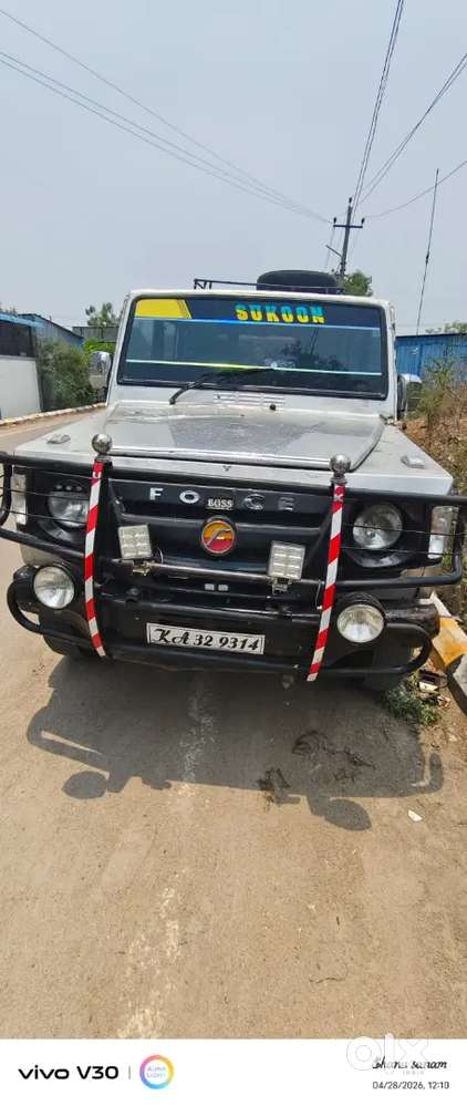 Force Motors Trax Cruiser 2003