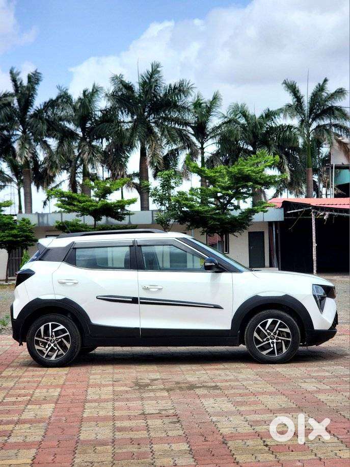 Mahindra Xuv 3xo Ax5 1.5 Diesel Autoshift Plus, 2024, Diesel