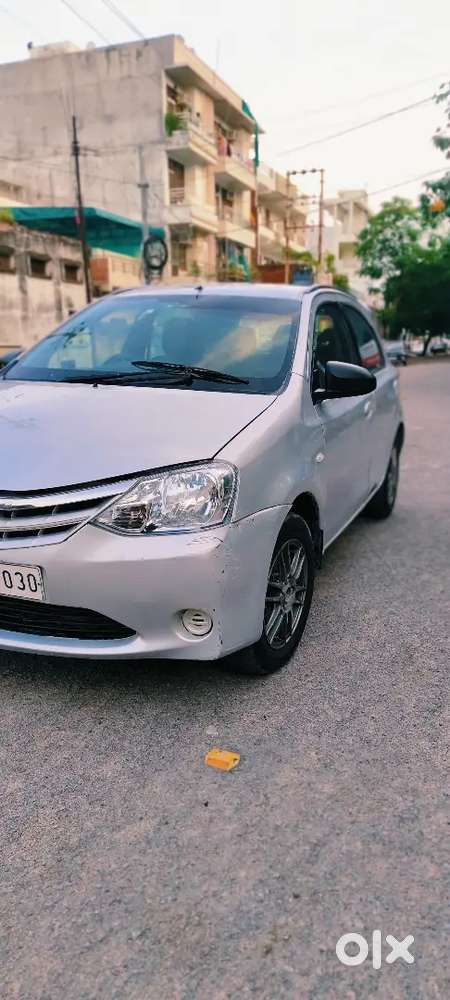 Toyota Etios Liva Petrol 2014 Year
