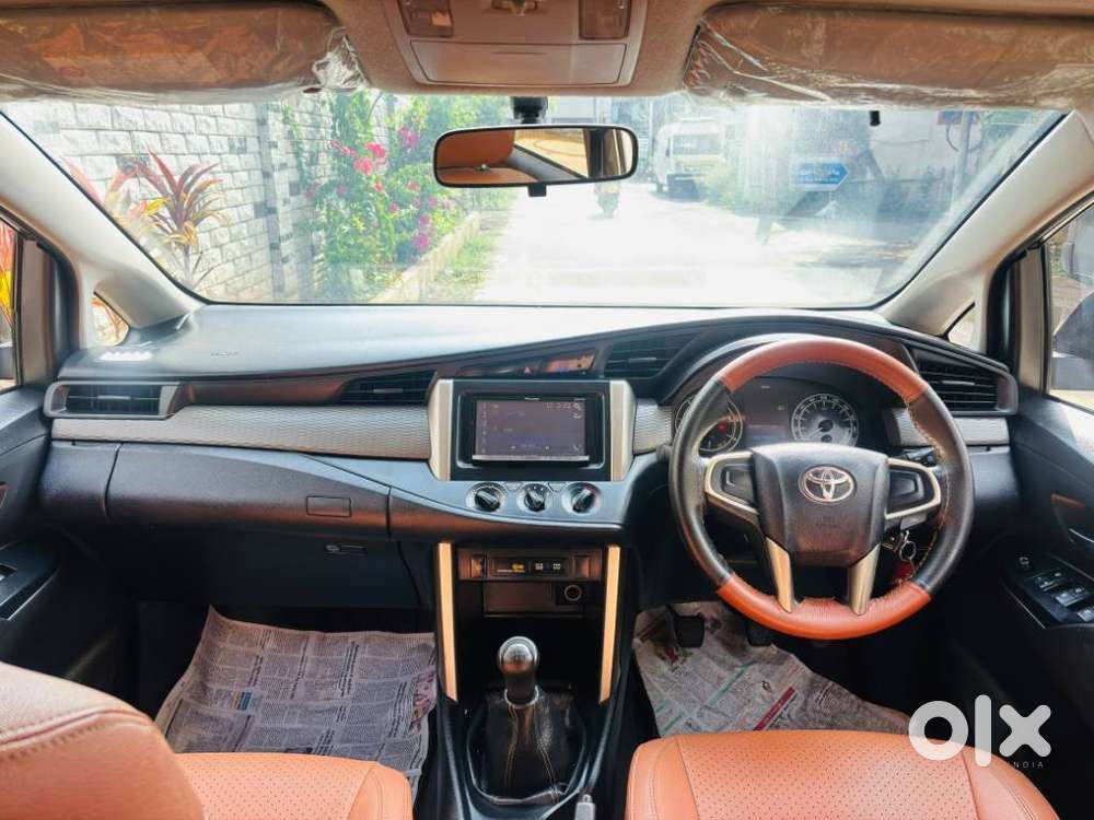 Toyota Innova Crysta 2.4 G Mt 8s, 2017, Diesel