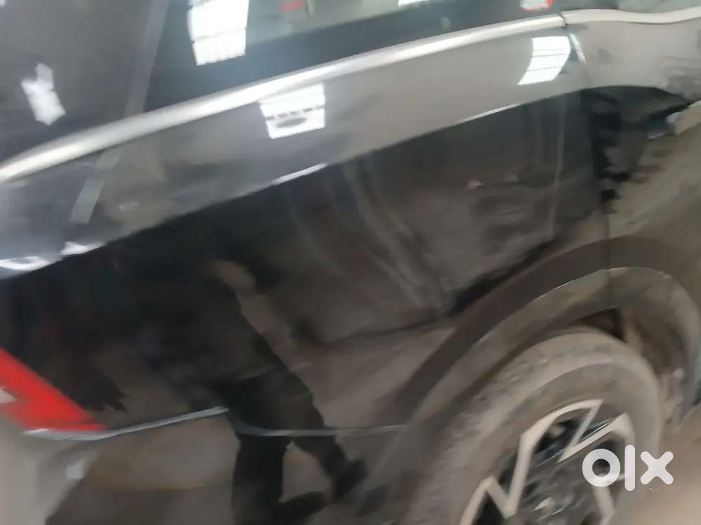 Mahindra Xuv700 Ax7 2026