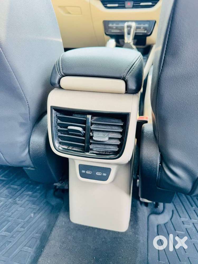 Skoda Slavia 1.0 Tsi Style At, 2023, Petrol