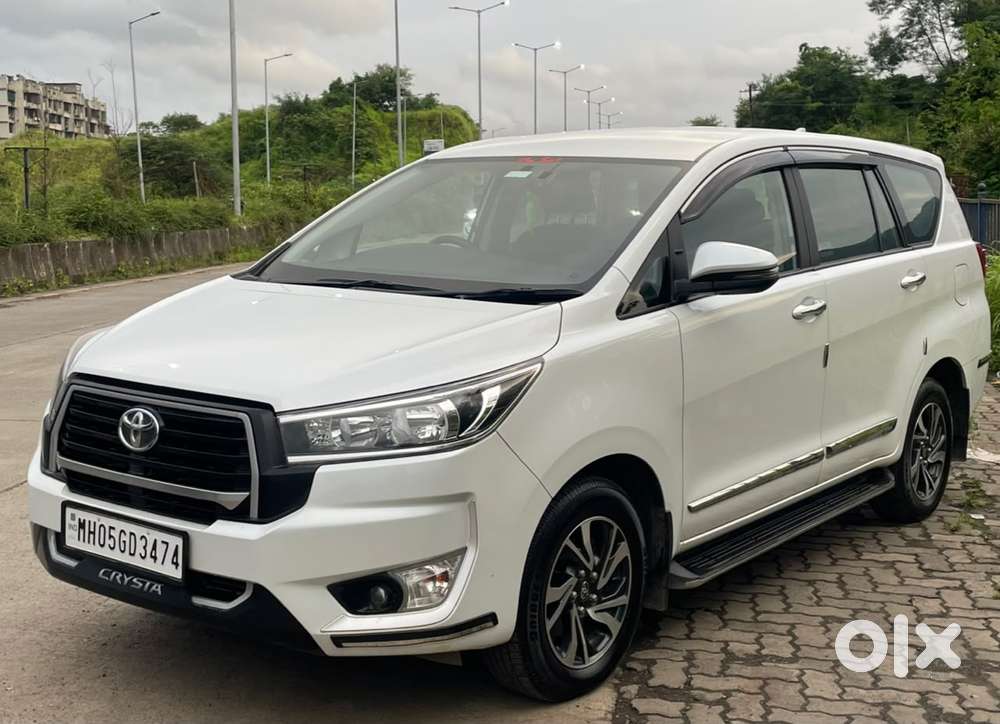 Toyota Innova Crysta [2020-ongoing] 2.7 Gx Mt 8 Str, 2025, Diesel