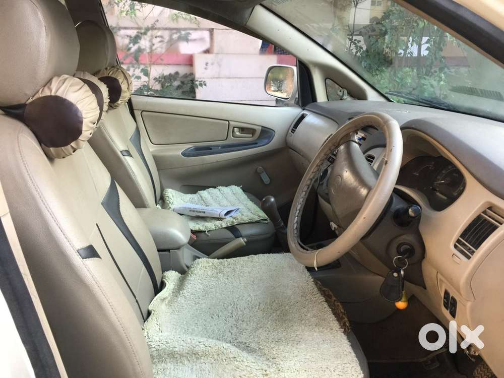 Toyota Innova 2007 Diesel 180000 Km Driven